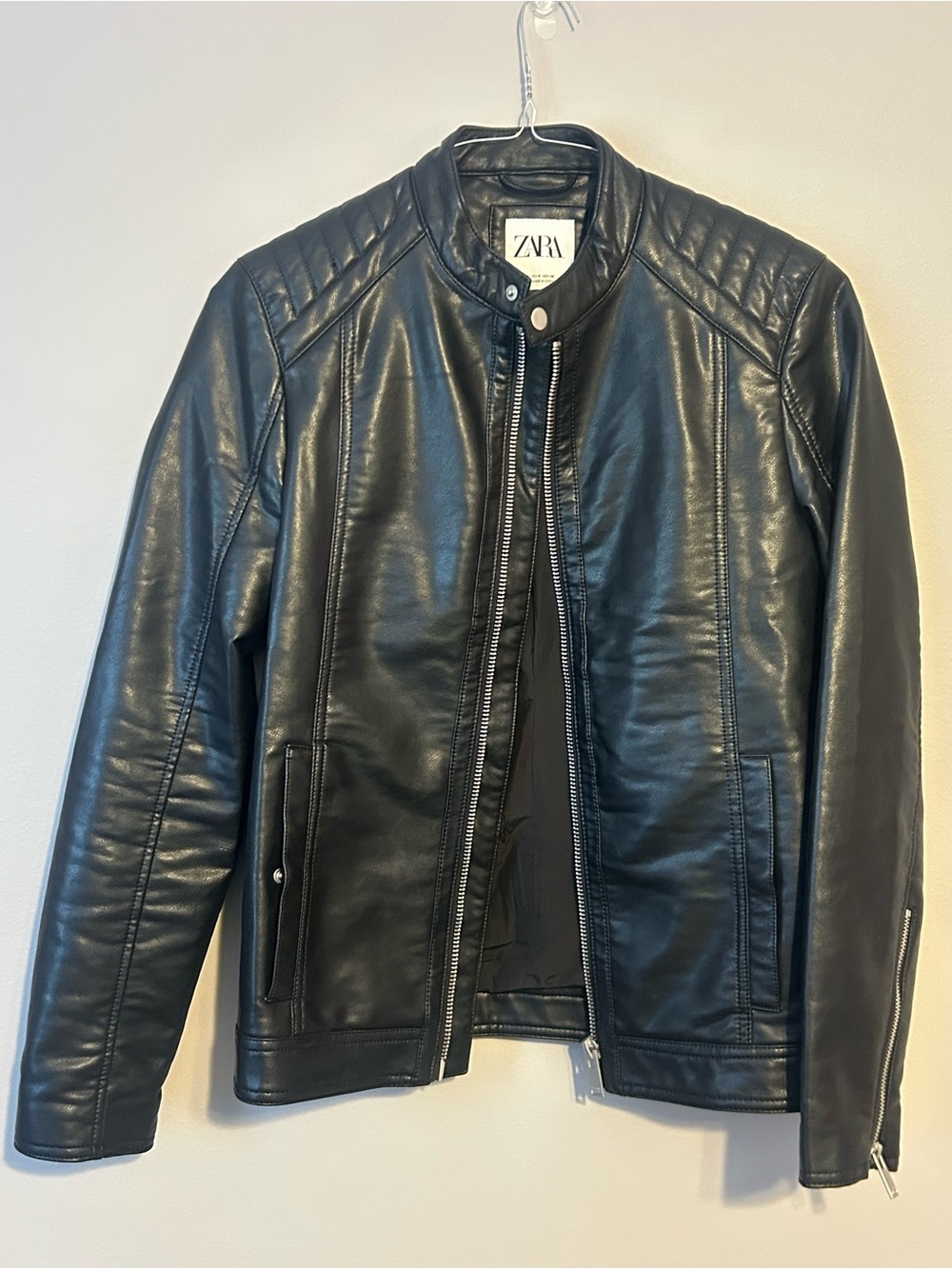 Zara Womens Black Faux Leather Quilted Shoulder Jacket